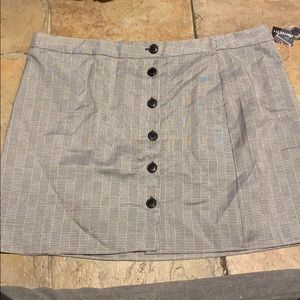 Plus Size Houndstooth plaid skirt